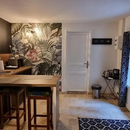 Le Patio / Les Romantiques Du Grenier A Sel