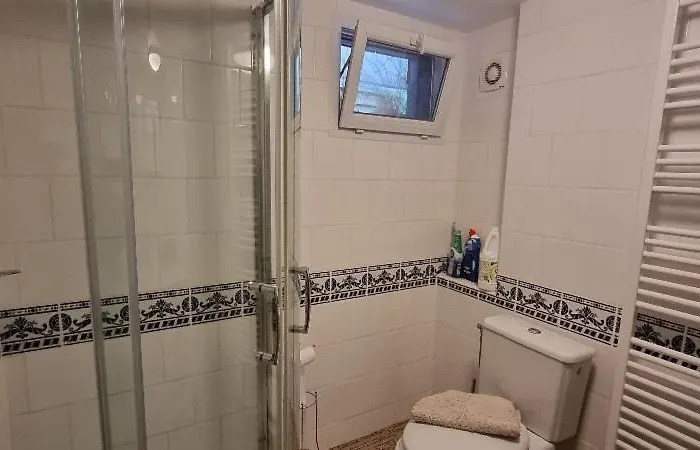 Le Patio / Les Romantiques Du Grenier A Sel Honfleur