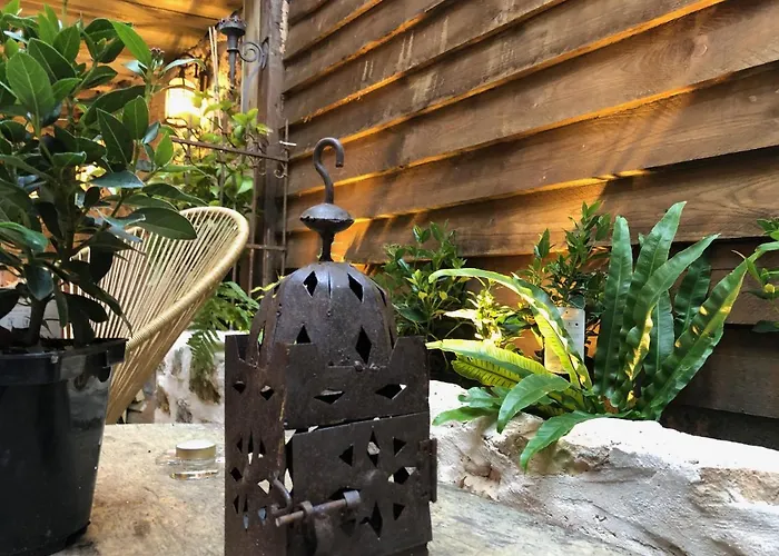 Apartamento Le Patio / Les Romantiques Du Grenier à Sel